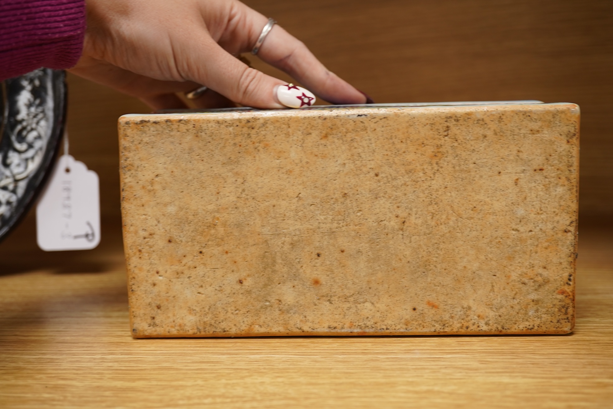 A Chinese Fitzhugh pattern twin pen box, first half 19th century, 19cm wide